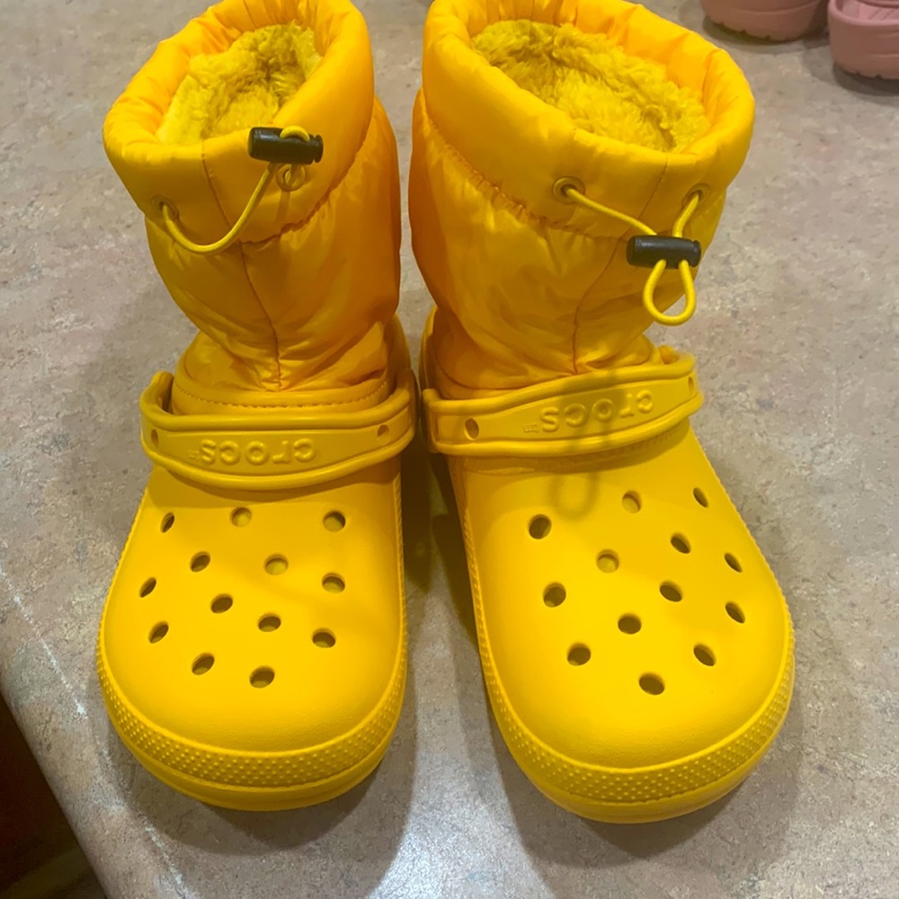 CROCS Classic Lined Neo Puff boot